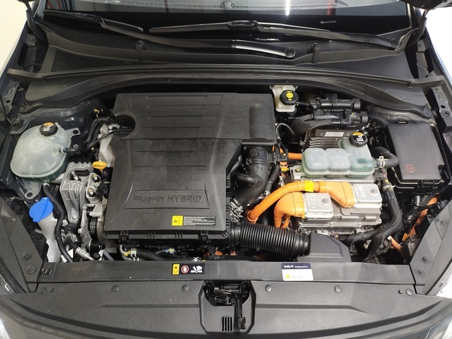 KiaXCeed 1.6 GDi PHEV eDrive 104 kW (141 CV) Vehículo usado en Barcelona - 38 KiaXCeed 1.6 GDi PHEV eDrive 104 kW (141 CV) Vehículo usado en Barcelona - 38