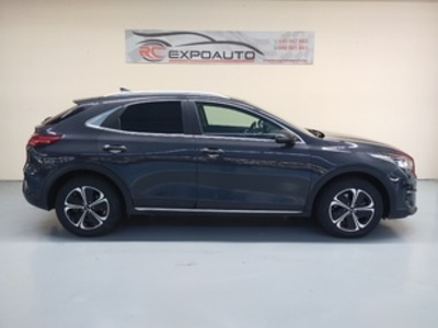 Kia XCeed 1.6 GDi PHEV eDrive 104 kW (141 CV) Kia XCeed 1.6 GDi PHEV eDrive 104 kW (141 CV)