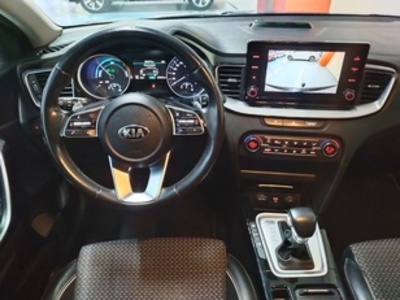 Kia XCeed 1.6 GDi PHEV eDrive 104 kW (141 CV) Kia XCeed 1.6 GDi PHEV eDrive 104 kW (141 CV)