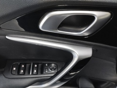 Kia XCeed 1.6 GDi PHEV eDrive 104 kW (141 CV) Kia XCeed 1.6 GDi PHEV eDrive 104 kW (141 CV)