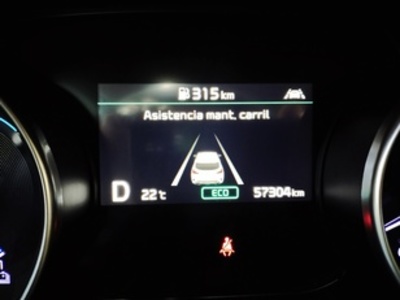 Kia XCeed 1.6 GDi PHEV eDrive 104 kW (141 CV) Kia XCeed 1.6 GDi PHEV eDrive 104 kW (141 CV)