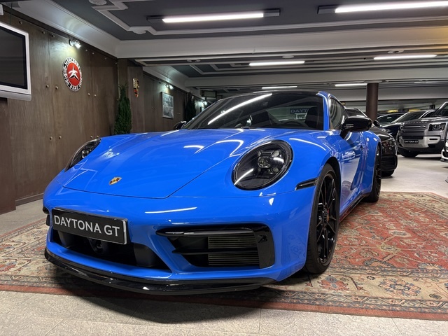 Porsche911 Carrera GTS Coupe 353 kW (480 CV)