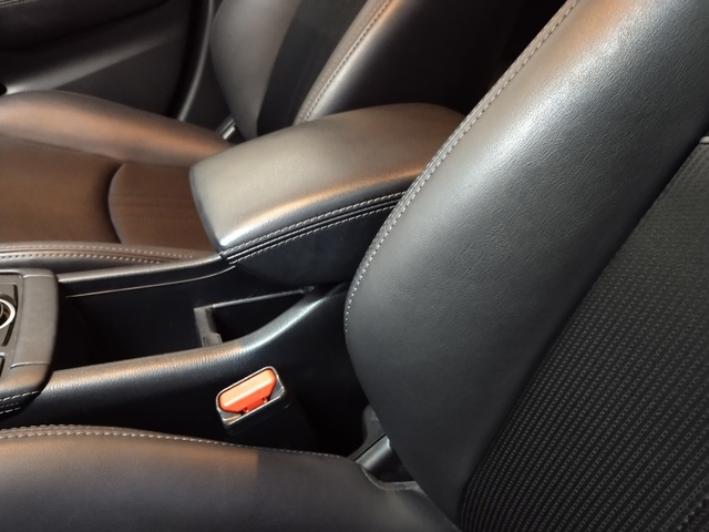 MazdaCX-3 2.0 Skyactiv-G Zenith White Cruise 2WD AT 89 kW (121 CV) Vehículo usado en Barcelona - 11 MazdaCX-3 2.0 Skyactiv-G Zenith White Cruise 2WD AT 89 kW (121 CV) Vehículo usado en Barcelona - 11