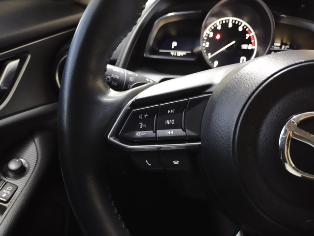 MazdaCX-3 2.0 Skyactiv-G Zenith White Cruise 2WD AT 89 kW (121 CV) Vehículo usado en Barcelona - 17