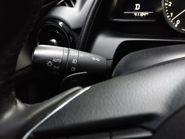 MazdaCX-3 2.0 Skyactiv-G Zenith White Cruise 2WD AT 89 kW (121 CV) Vehículo usado en Barcelona - 19