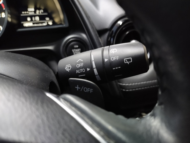 MazdaCX-3 2.0 Skyactiv-G Zenith White Cruise 2WD AT 89 kW (121 CV) Vehículo usado en Barcelona - 20