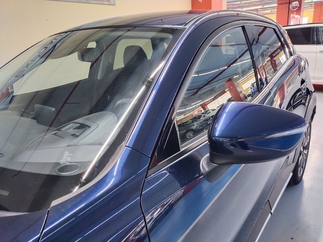 MazdaCX-3 2.0 Skyactiv-G Zenith White Cruise 2WD AT 89 kW (121 CV) Vehículo usado en Barcelona - 33 MazdaCX-3 2.0 Skyactiv-G Zenith White Cruise 2WD AT 89 kW (121 CV) Vehículo usado en Barcelona - 33