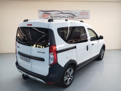 Dacia Dokker Stepway Essential Blue dCi 70 kW (95 CV) Dacia Dokker Stepway Essential Blue dCi 70 kW (95 CV)