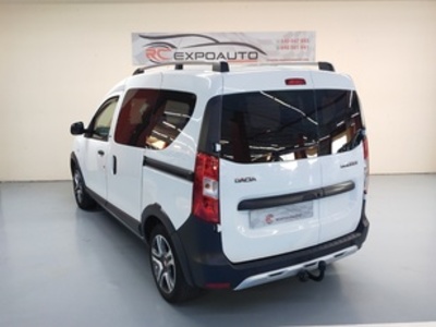 Dacia Dokker Stepway Essential Blue dCi 70 kW (95 CV) Dacia Dokker Stepway Essential Blue dCi 70 kW (95 CV)