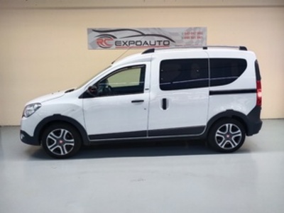 Dacia Dokker Stepway Essential Blue dCi 70 kW (95 CV) Dacia Dokker Stepway Essential Blue dCi 70 kW (95 CV)
