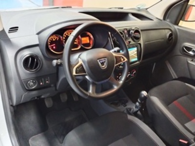 Dacia Dokker Stepway Essential Blue dCi 70 kW (95 CV) Dacia Dokker Stepway Essential Blue dCi 70 kW (95 CV)