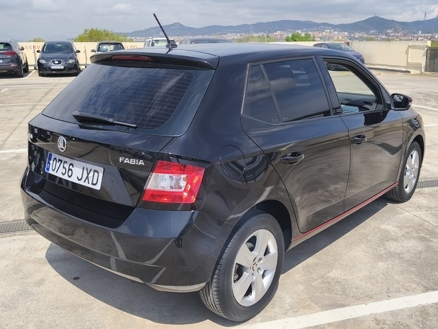 SkodaFabia Combi 1.2 TSI Ambition 81 kW (110 CV) Vehículo usado en Barcelona - 5