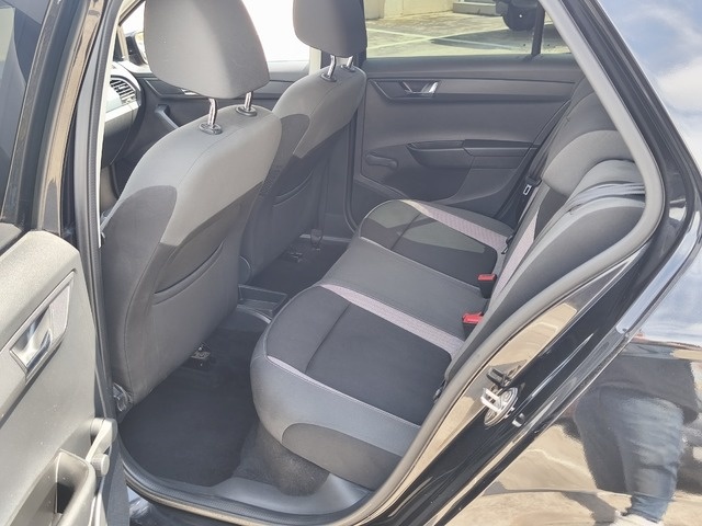 SkodaFabia Combi 1.2 TSI Ambition 81 kW (110 CV) Vehículo usado en Barcelona - 13