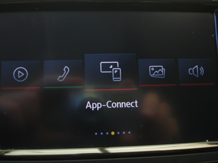 VolkswagenMultivan Premium Batalla Corta 2.0 TDI BMT 146 kW (198 CV) DSG Vehículo usado en Barcelona - 23 VolkswagenMultivan Premium Batalla Corta 2.0 TDI BMT 146 kW (198 CV) DSG Vehículo usado en Barcelona - 23