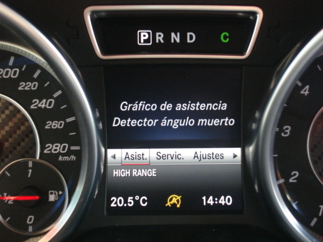 Mercedes-BenzClase G G 63 AMG 420 kW (571 CV) Vehículo usado en Barcelona - 31