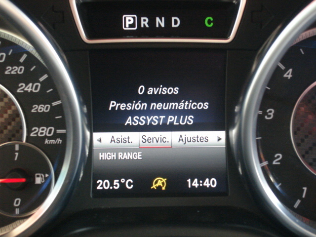 Mercedes-BenzClase G G 63 AMG 420 kW (571 CV) Vehículo usado en Barcelona - 32