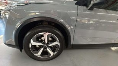 Nissan Qashqai DIG-T 158 mHEV Acenta Xtronic 116 kW (158 CV) Nissan Qashqai DIG-T 158 mHEV Acenta Xtronic 116 kW (158 CV)