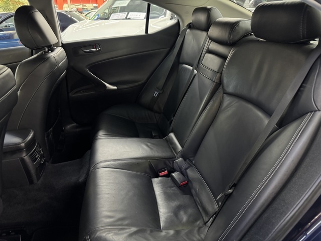 LexusIS 220d Luxury Multimedia 130 kW (177 CV) Vehículo usado en Barcelona - 14