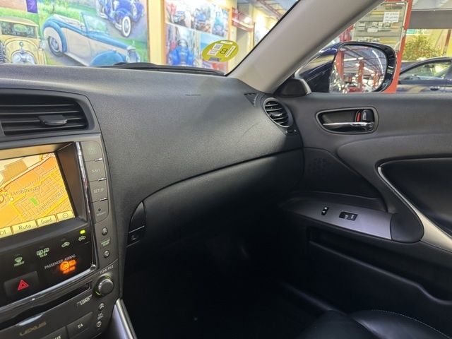 LexusIS 220d Luxury Multimedia 130 kW (177 CV) Vehículo usado en Barcelona - 24