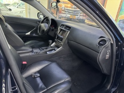 Lexus IS 220d Luxury Multimedia 130 kW (177 CV) Lexus IS 220d Luxury Multimedia 130 kW (177 CV)