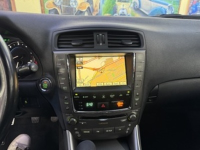 Lexus IS 220d Luxury Multimedia 130 kW (177 CV) Lexus IS 220d Luxury Multimedia 130 kW (177 CV)