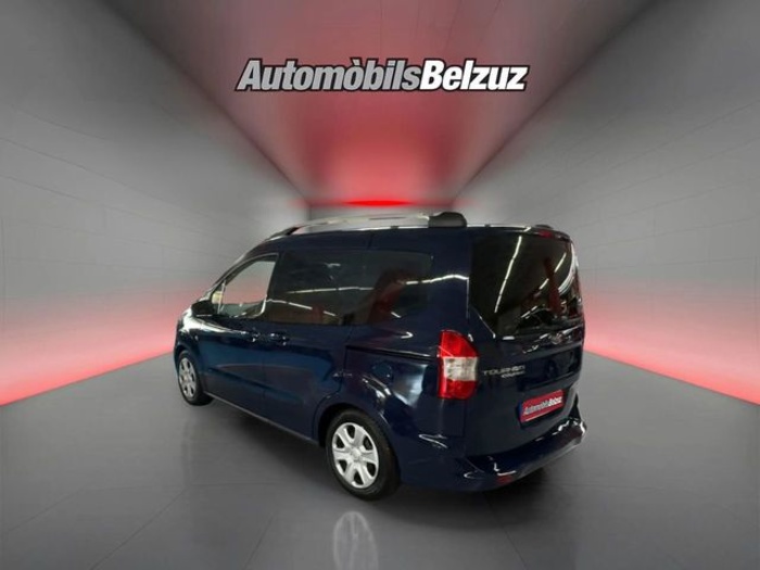 FordTourneo Courier 1.0 EcoBoost Trend 74 kW (100 CV) Vehículo usado en Barcelona - 4 FordTourneo Courier 1.0 EcoBoost Trend 74 kW (100 CV) Vehículo usado en Barcelona - 4