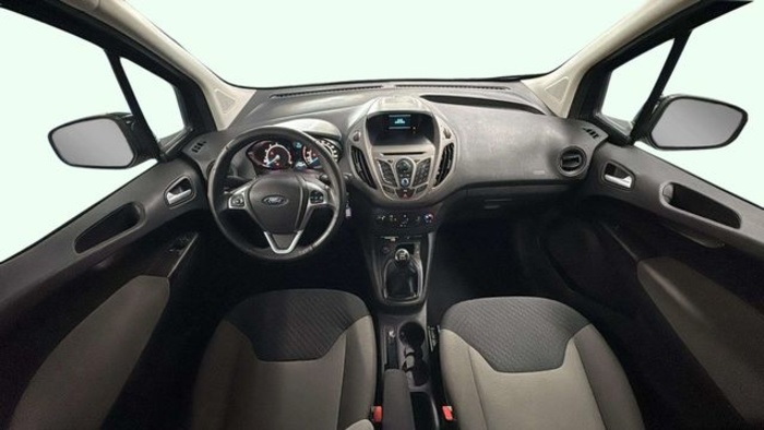 FordTourneo Courier 1.0 EcoBoost Trend 74 kW (100 CV) Vehículo usado en Barcelona - 7 FordTourneo Courier 1.0 EcoBoost Trend 74 kW (100 CV) Vehículo usado en Barcelona - 7