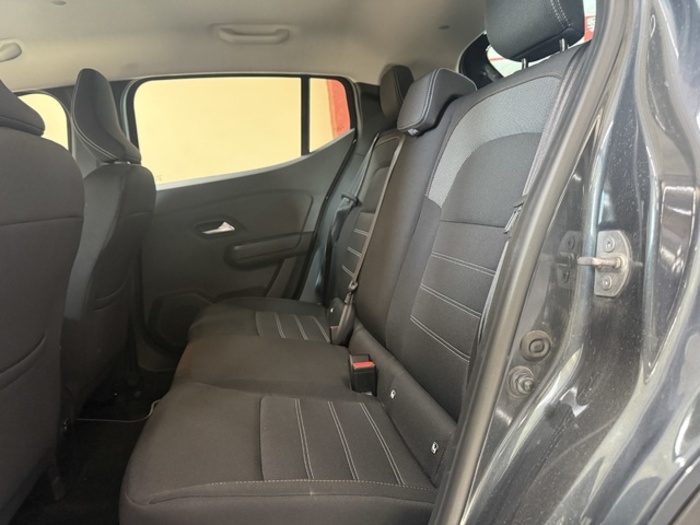 DaciaSandero Stepway Comfort ECO-G 74 kW (101 CV) Vehículo usado en Barcelona - 8 DaciaSandero Stepway Comfort ECO-G 74 kW (101 CV) Vehículo usado en Barcelona - 8