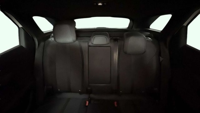 Peugeot3008 PureTech 130 S&S Active 96 kW (130 CV) Vehículo usado en Barcelona - 8 Peugeot3008 PureTech 130 S&S Active 96 kW (130 CV) Vehículo usado en Barcelona - 8