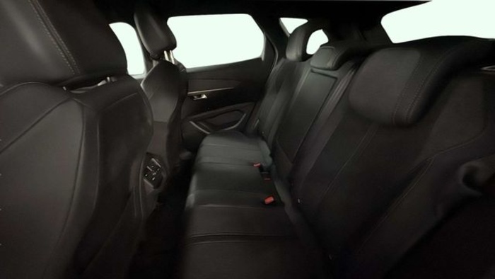 Peugeot3008 PureTech 130 S&S Active 96 kW (130 CV) Vehículo usado en Barcelona - 10 Peugeot3008 PureTech 130 S&S Active 96 kW (130 CV) Vehículo usado en Barcelona - 10