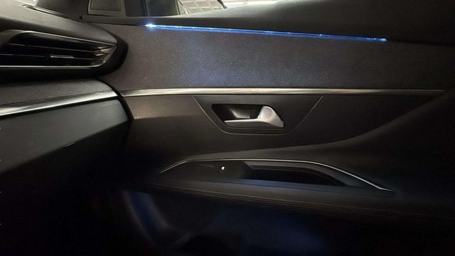 Peugeot3008 PureTech 130 S&S Active 96 kW (130 CV) Vehículo usado en Barcelona - 16