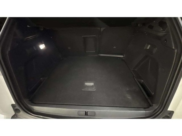 Peugeot3008 PureTech 130 S&S Active 96 kW (130 CV) Vehículo usado en Barcelona - 18 Peugeot3008 PureTech 130 S&S Active 96 kW (130 CV) Vehículo usado en Barcelona - 18