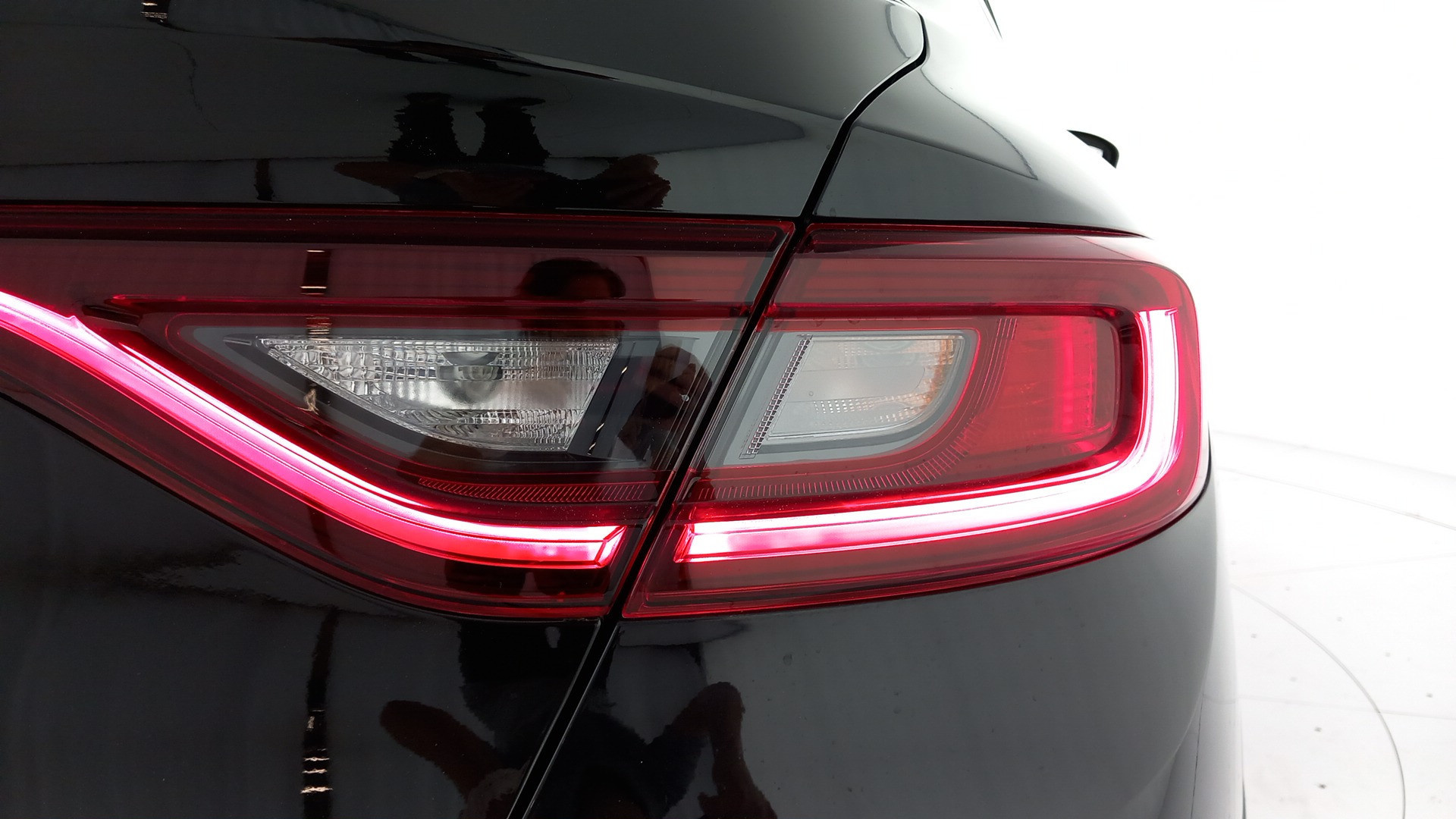 Renault Arkana Techno E-Tech full hybrid 145 EDC 107 kW (145 CV) - 8