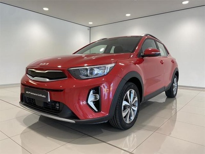 Kia Stonic 1.0 T-GDi MHEV Drive 74 kW (100 CV) Kia Stonic 1.0 T-GDi MHEV Drive 74 kW (100 CV)