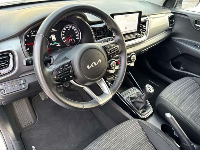 KiaStonic 1.0 T-GDi MHEV Drive 74 kW (100 CV) Vehículo usado en Barcelona - 12 KiaStonic 1.0 T-GDi MHEV Drive 74 kW (100 CV) Vehículo usado en Barcelona - 12