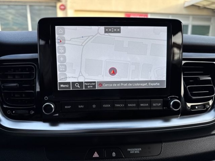 KiaStonic 1.0 T-GDi MHEV Drive 74 kW (100 CV) Vehículo usado en Barcelona - 15 KiaStonic 1.0 T-GDi MHEV Drive 74 kW (100 CV) Vehículo usado en Barcelona - 15