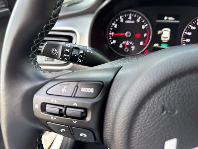 KiaStonic 1.0 T-GDi MHEV Drive 74 kW (100 CV) Vehículo usado en Barcelona - 18