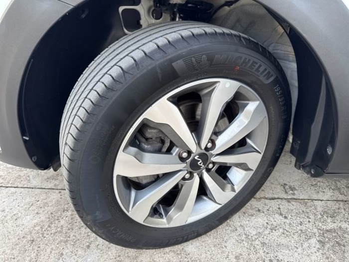 KiaStonic 1.0 T-GDi MHEV Drive 74 kW (100 CV) Vehículo usado en Barcelona - 22 KiaStonic 1.0 T-GDi MHEV Drive 74 kW (100 CV) Vehículo usado en Barcelona - 22