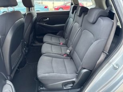 Kia Carens 1.6 GDi Concept 99 kW (135 CV) Kia Carens 1.6 GDi Concept 99 kW (135 CV)