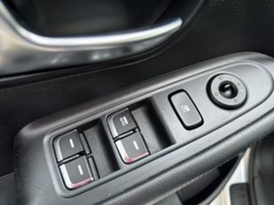 Kia Carens 1.6 GDi Concept 99 kW (135 CV) Kia Carens 1.6 GDi Concept 99 kW (135 CV)