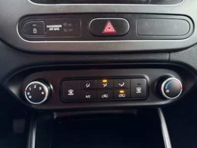 Kia Carens 1.6 GDi Concept 99 kW (135 CV) Kia Carens 1.6 GDi Concept 99 kW (135 CV)