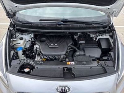 Kia Carens 1.6 GDi Concept 99 kW (135 CV) Kia Carens 1.6 GDi Concept 99 kW (135 CV)