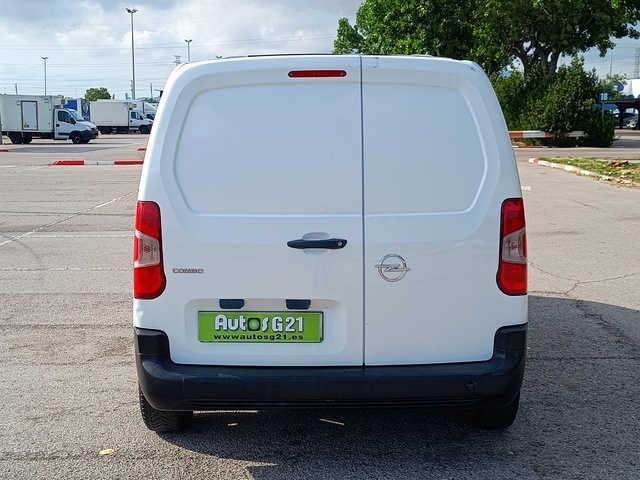 OpelCombo Cargo 1.5 TD S&S Active L H1 1000 75 kW (102 CV) Vehículo usado en Barcelona - 9