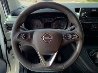 Opel Combo Cargo 1.5 TD S&S Active L H1 1000 75 kW (102 CV) Opel Combo Cargo 1.5 TD S&S Active L H1 1000 75 kW (102 CV)