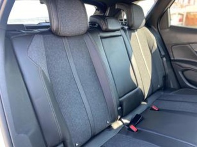 Peugeot 3008 BlueHDI 130 S&S GT Line 96 kW (130 CV) Peugeot 3008 BlueHDI 130 S&S GT Line 96 kW (130 CV)