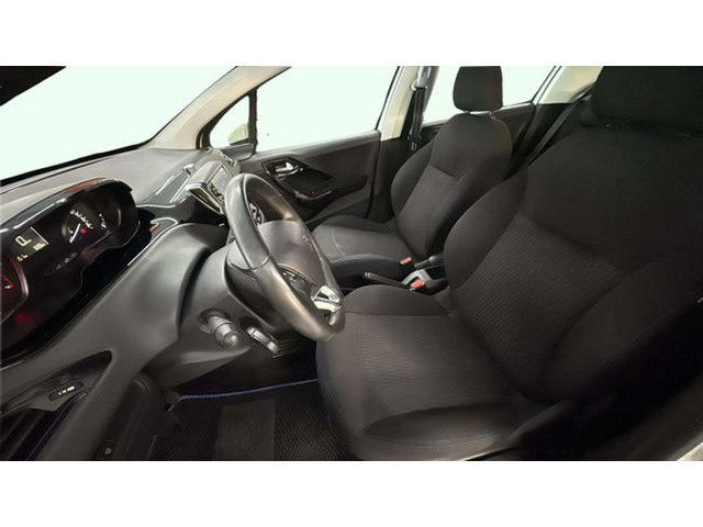 Peugeot208 PureTech Signature 60 kW (82 CV) Vehículo usado en Barcelona - 9