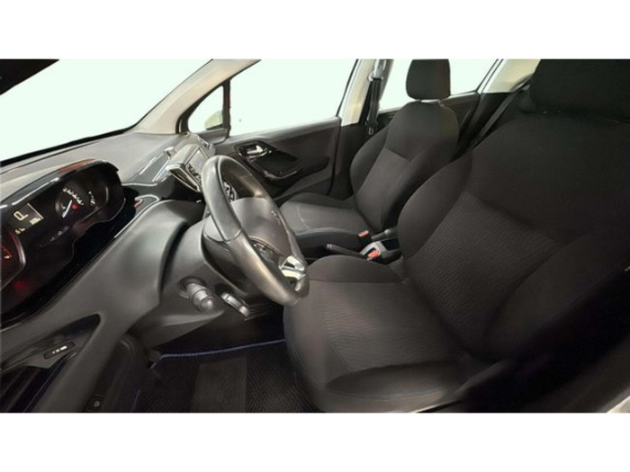 Peugeot208 PureTech Signature 60 kW (82 CV) Vehículo usado en Barcelona - 9 Peugeot208 PureTech Signature 60 kW (82 CV) Vehículo usado en Barcelona - 9