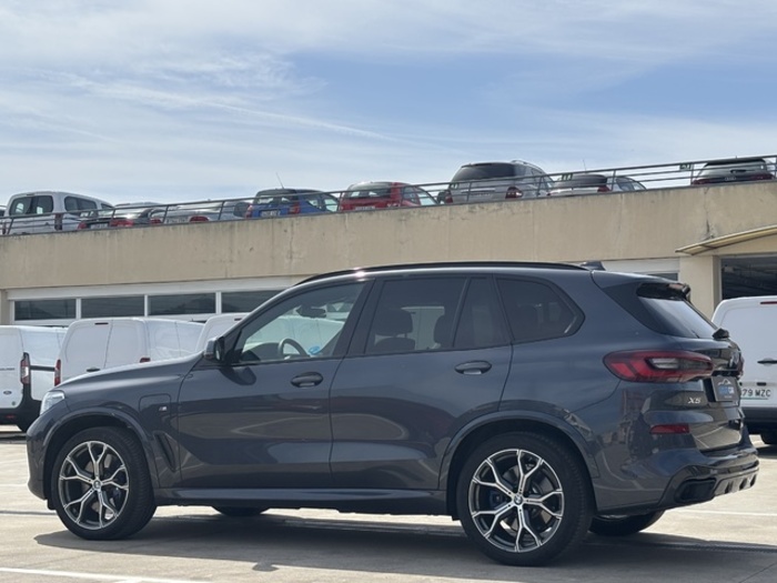 BMWX5 xDrive45e 290 kW (394 CV) Vehículo usado en Barcelona - 10 BMWX5 xDrive45e 290 kW (394 CV) Vehículo usado en Barcelona - 10