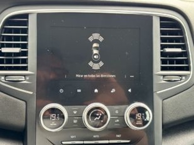 Renault Megane Business Blue dCi 85 kW (115 CV) Renault Megane Business Blue dCi 85 kW (115 CV)