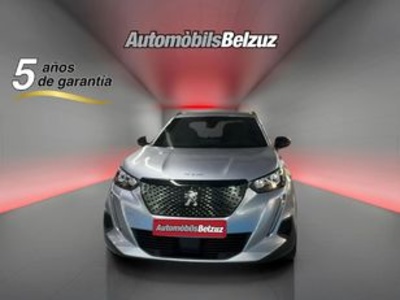 Peugeot 2008 PureTech 100 S&S Allure 75 kW (100 CV) Peugeot 2008 PureTech 100 S&S Allure 75 kW (100 CV)